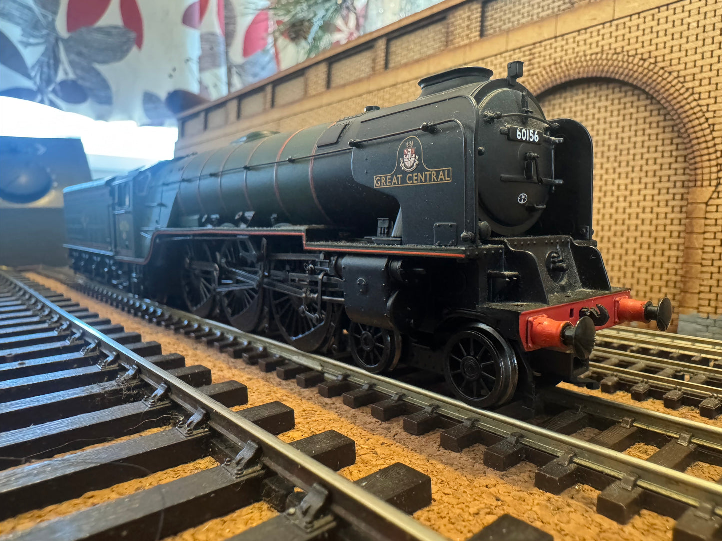 Bachmann 32-556 (OO) British Railways [LNER] ‘Peppercorn’ A1 No.60156 “Great Central” in BR Lined Green with riveted tender. (Shed Code 36A, Doncaster Depot). DCC Fitted 