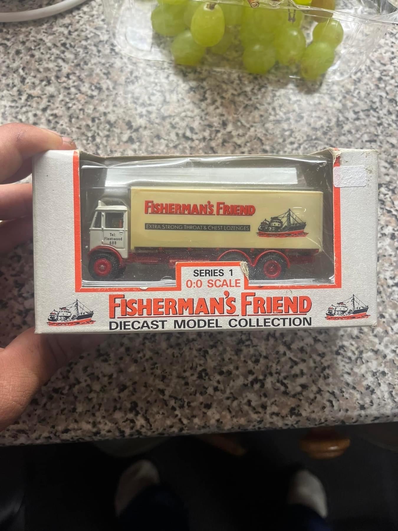 EFE, AEC Mammoth, in Fisherman’s Friends livery. Special addition, 1:76 scale