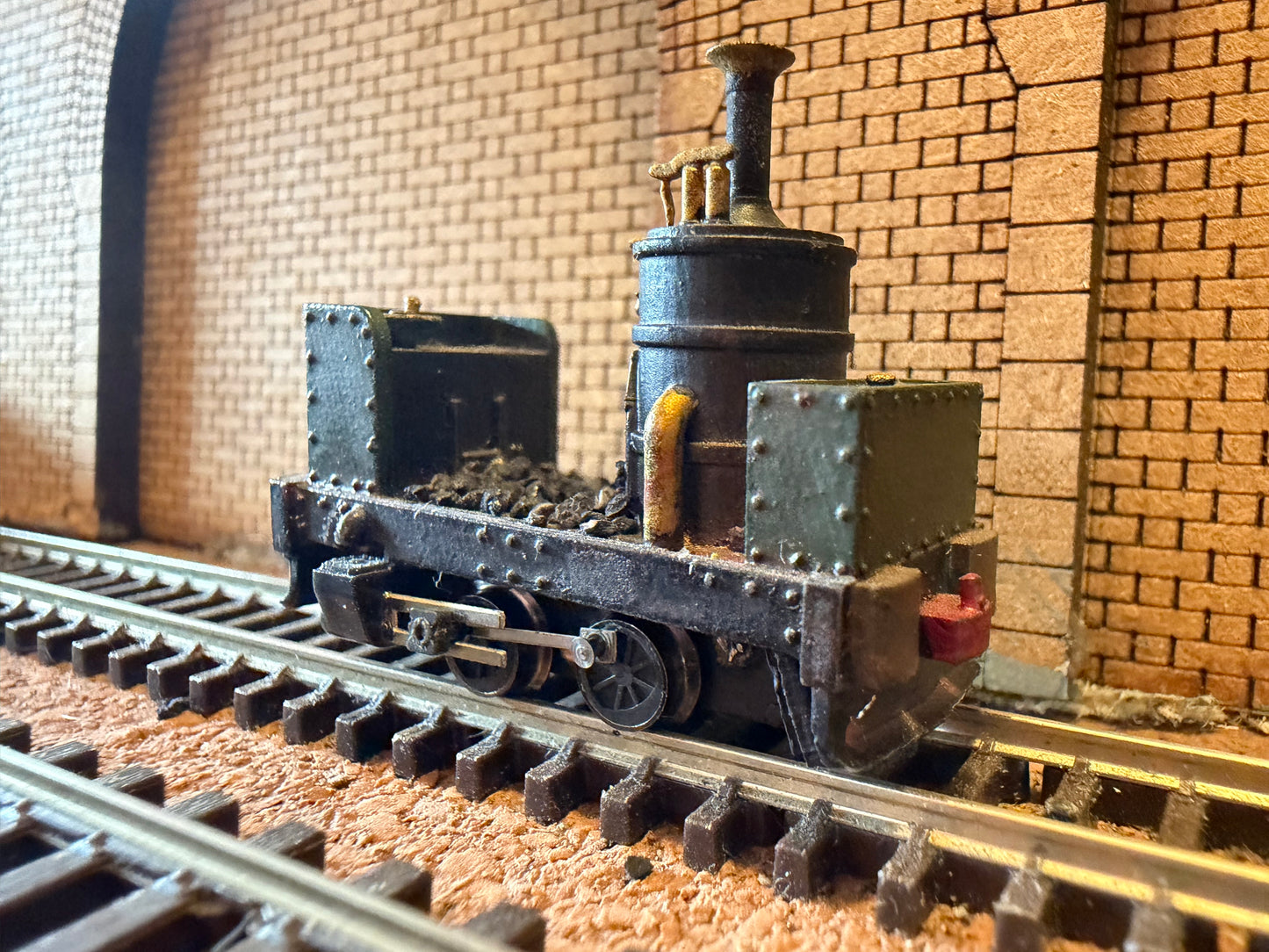 Tramfabiek / Manufacturer Unknown (OO9) Vertical Boiler ‘Coffee Pot’ Loco 