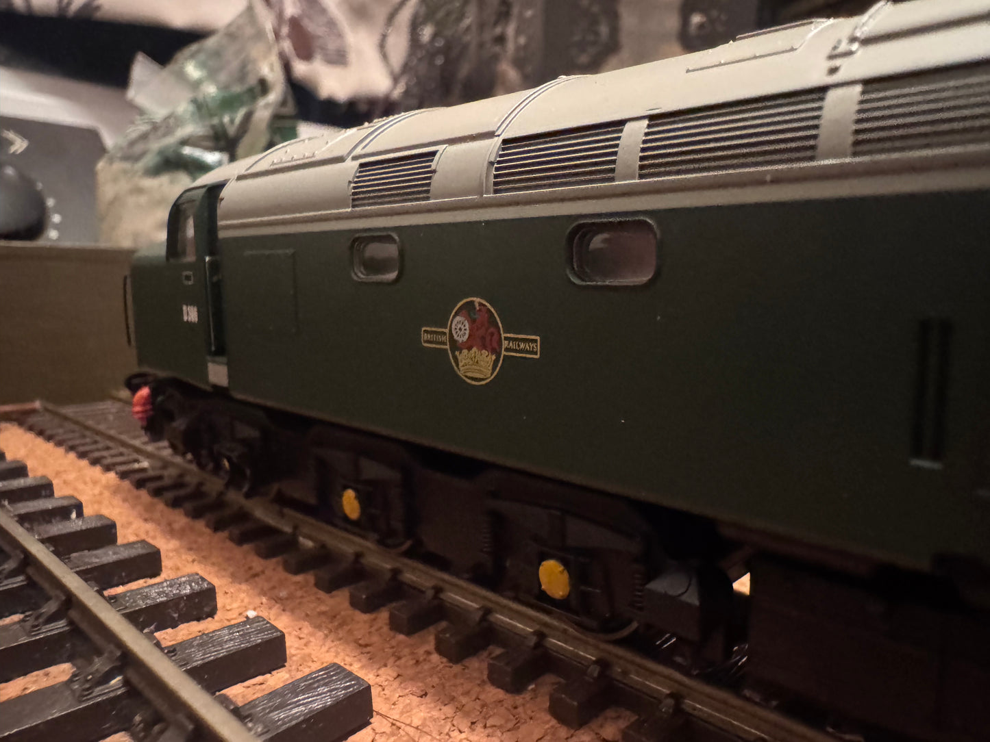 Bachmann 30-090 (OO) Bachmann of Europe 15th Anniversary Limited Edition. Tees-Tyne Pullman Double Set. No.62 of 1000. DCC Ready