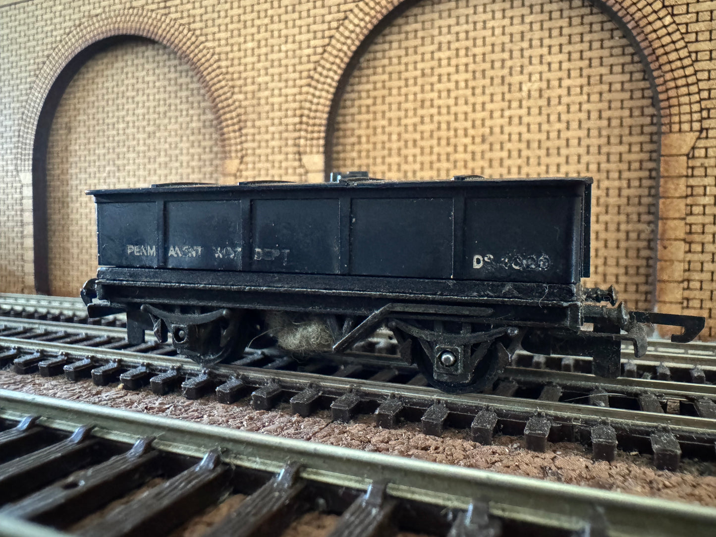 Tri-ang T146 (TT) Track Clean Wagon No.DS4020 in BR P-Way Department Black. 