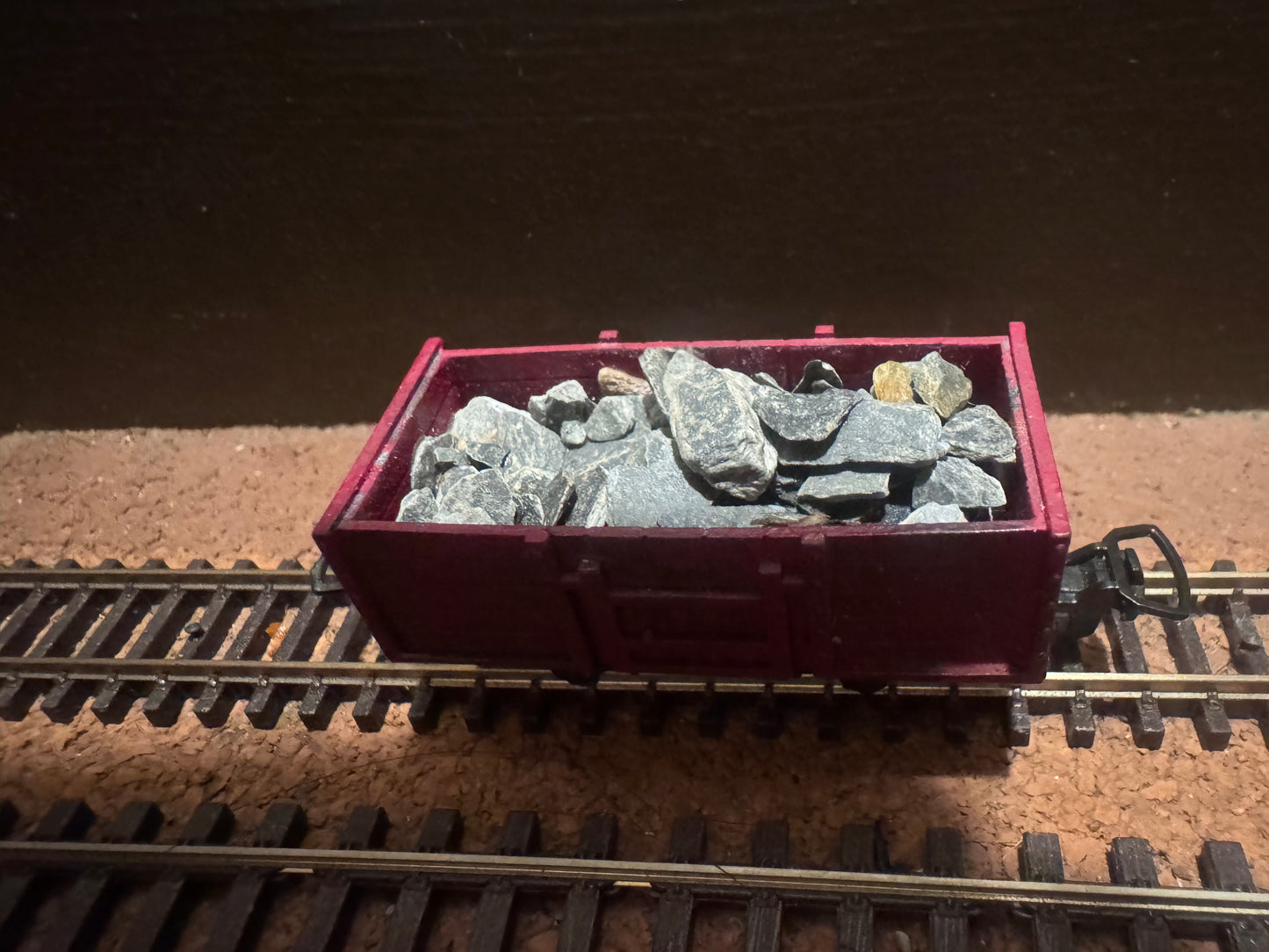KD Railway (OO9) Five Plank Open Wagon with load of unprocessed slate. 