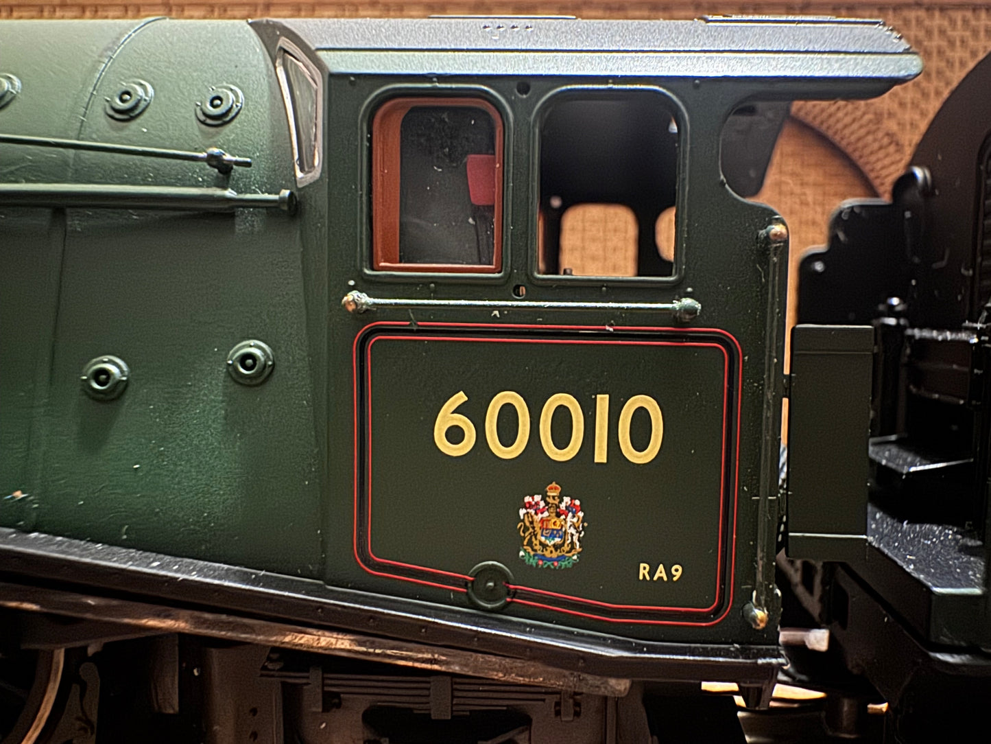 Hornby R2910 (OO) Ex LNER A4 No.60010 “Dominion of Canada” in British Railways Lined Green. (Shed Allocation, 34A Kings Cross) DCC Ready, Special Edition No.736 of 1000. 