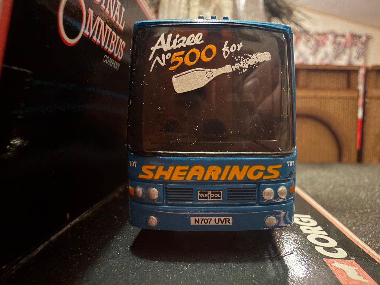 Corgi 42715 (1:76 / OO) Van Hool Alizee in Shearings 500th Livery. Fleet Number 707, Registered Number N707UVR. Limited Edition No.4982 of 11900 