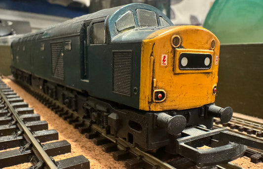 Lima (OO) British Railways Class 40, No.40066 in weathered lightly British Rail Blue