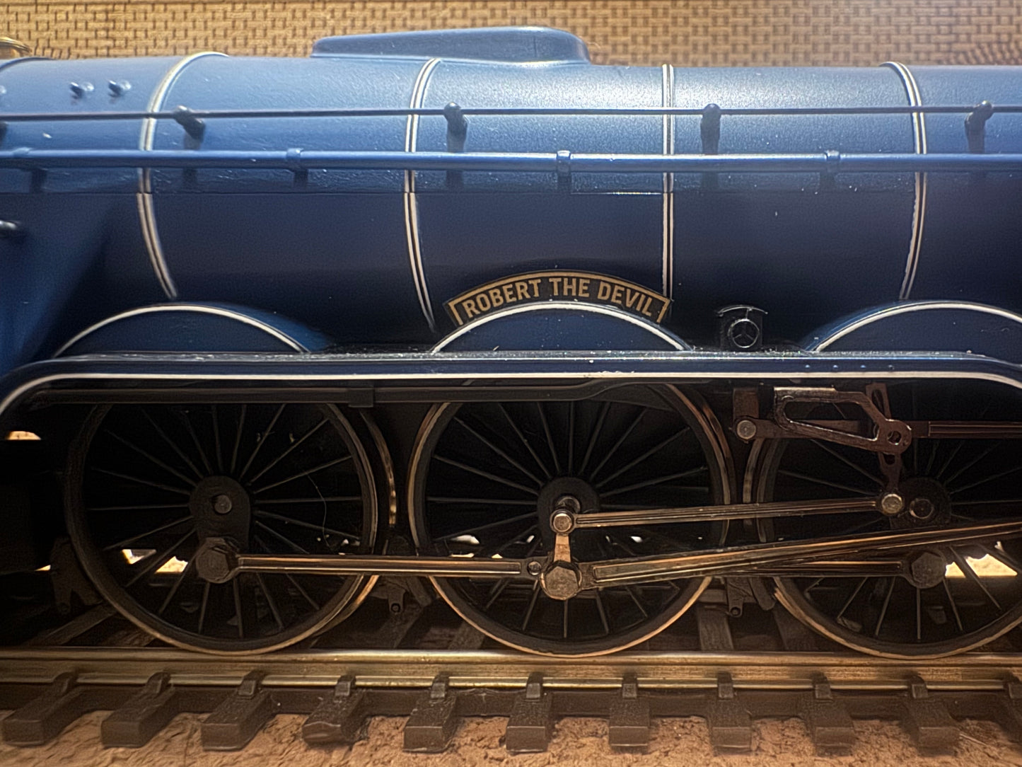 Hornby R2201 (OO) Ex LNER A3 No.60110 “Robert The Devil” in British Railways Express Blue. (Shed Code 34A, Kings Cross Depot) 