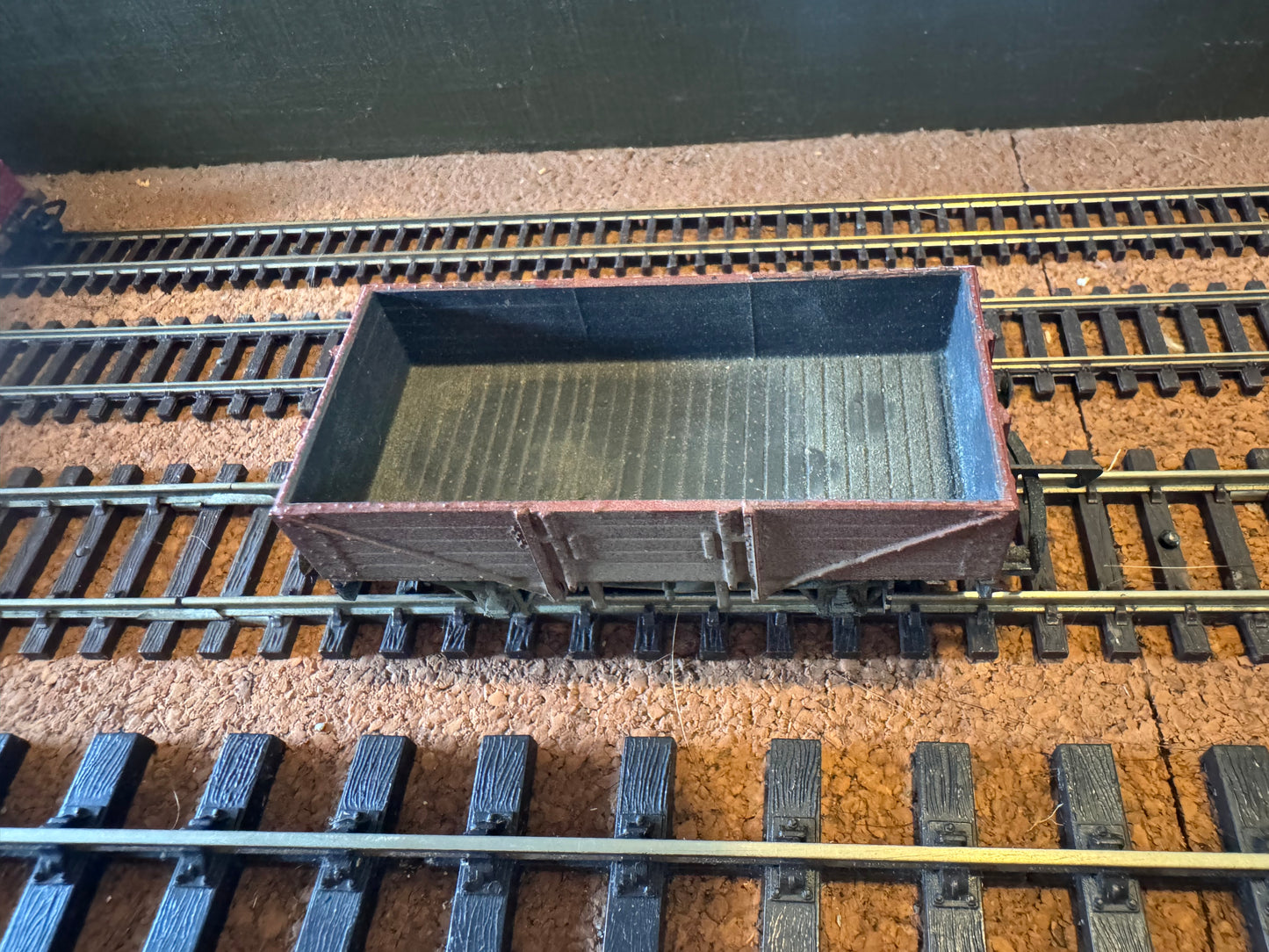 Dapol A2 (OO) Ex British Railways, Five Plank Open Wagon, Weathered. No Number. 