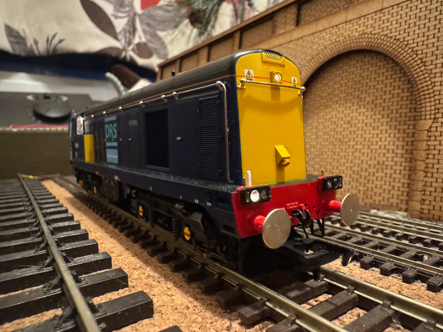 Bachmann 35-125ASF (OO) Ex British Railways Class 20/3 No.20310 “Gresty Bridge” in Direct Rail Service Livery. DCC Sound Ready 