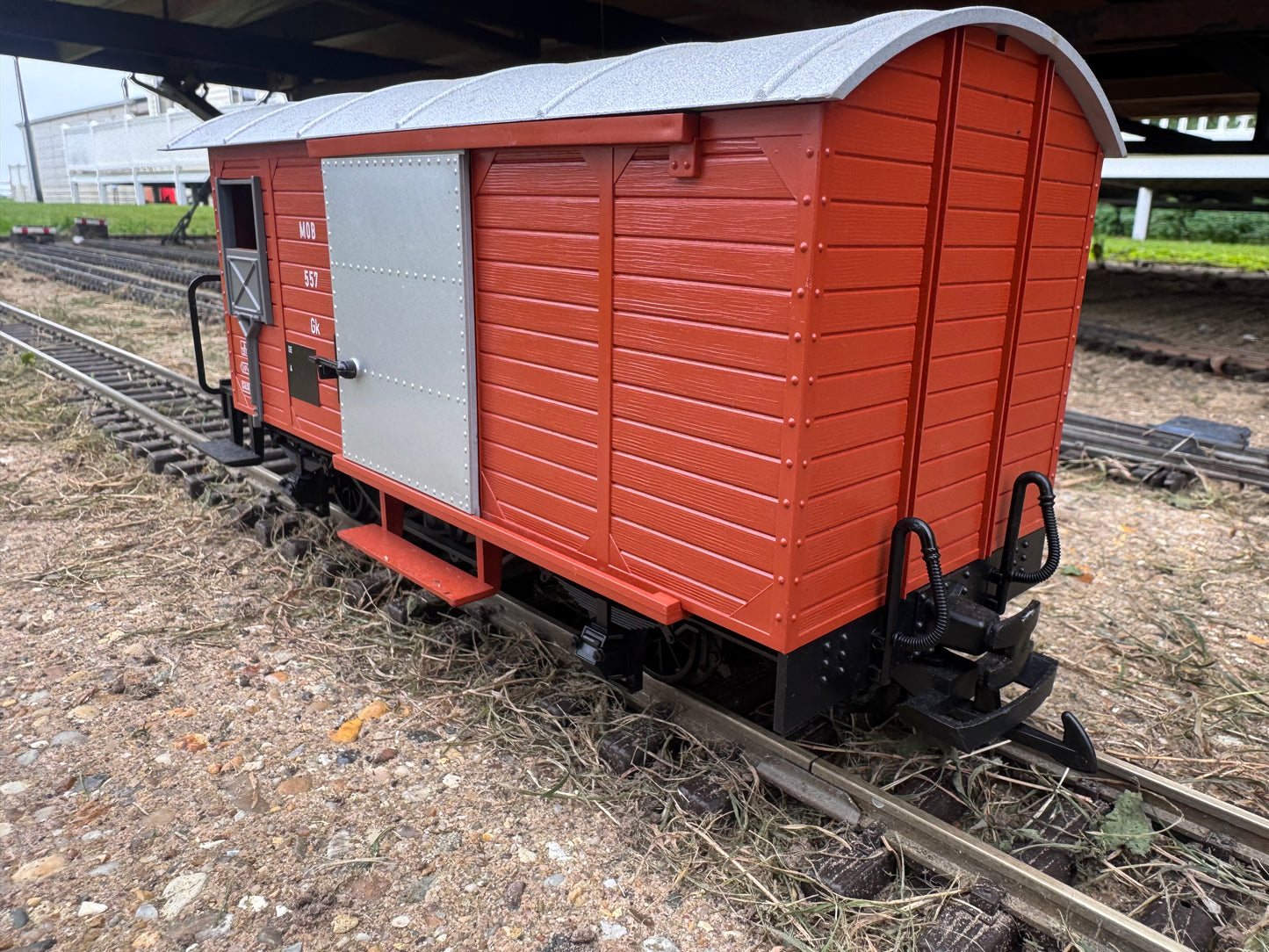 LGB 4027 (G Scale) Montreux Oberland Bernois Railway, Refrigerator Box Wagon No.557. 