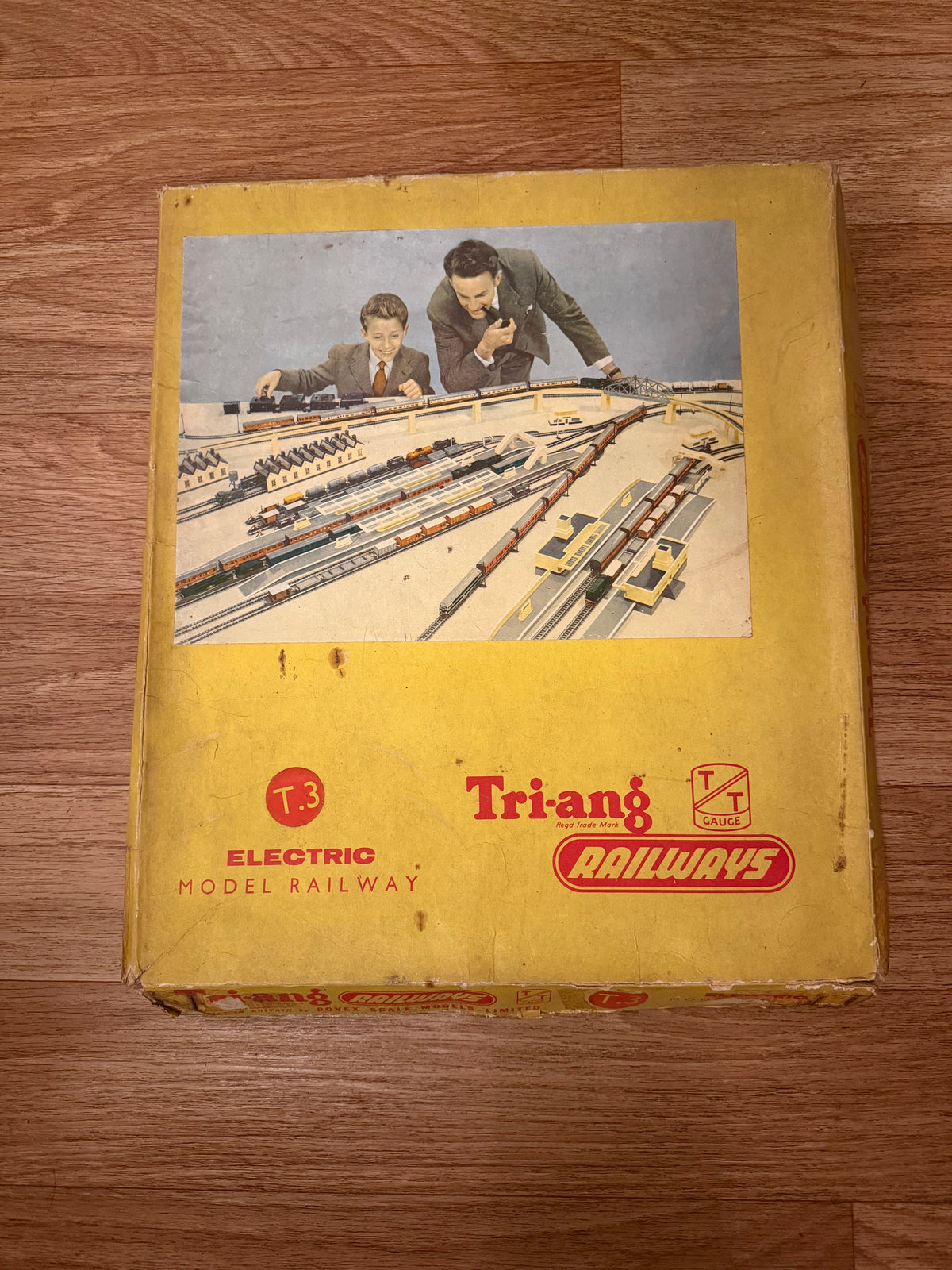 Tri-ang T.3 (TT) Merchant Navy Starter Set 