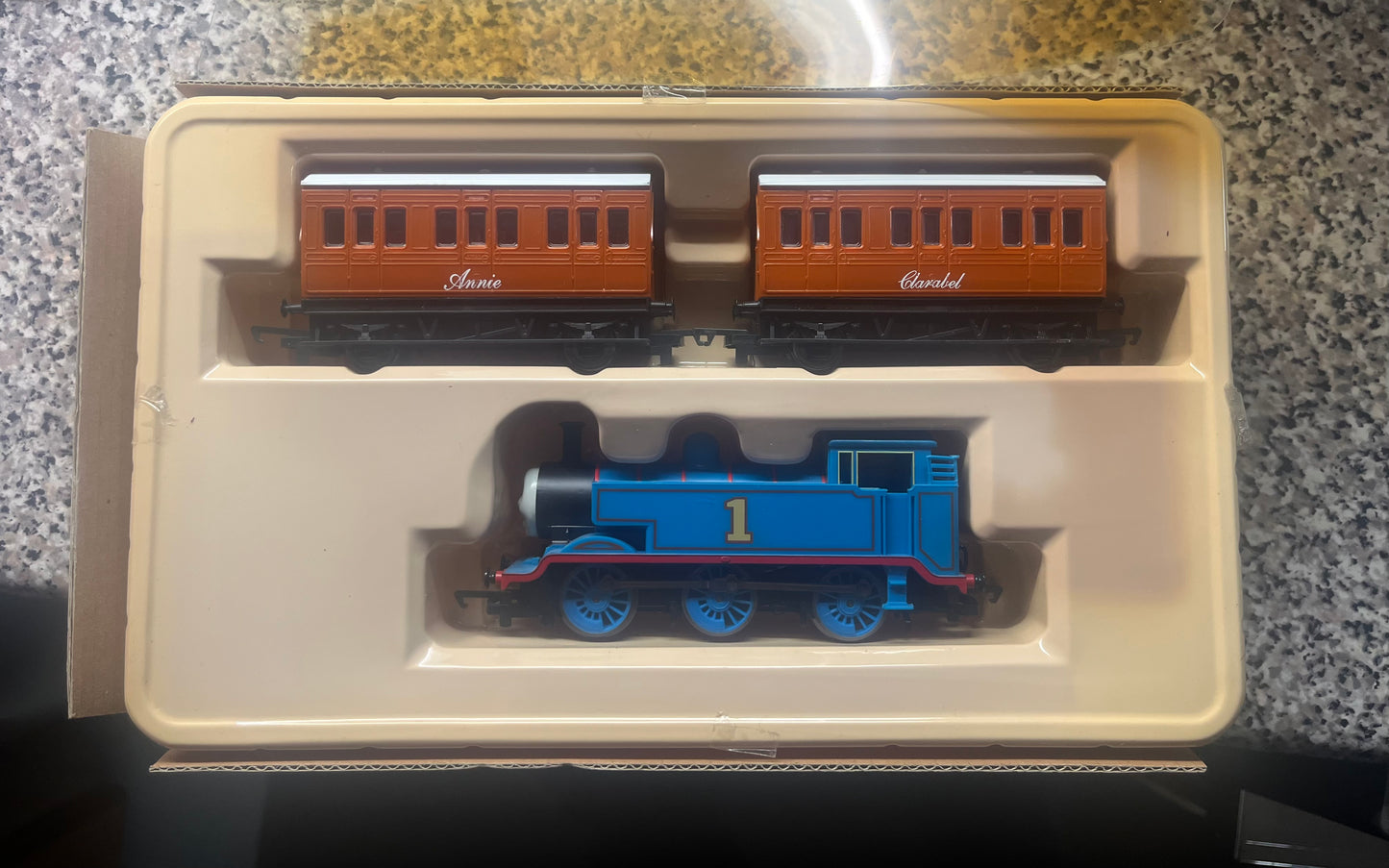 Hornby (OO), Thomas the Tank Engine train pack.