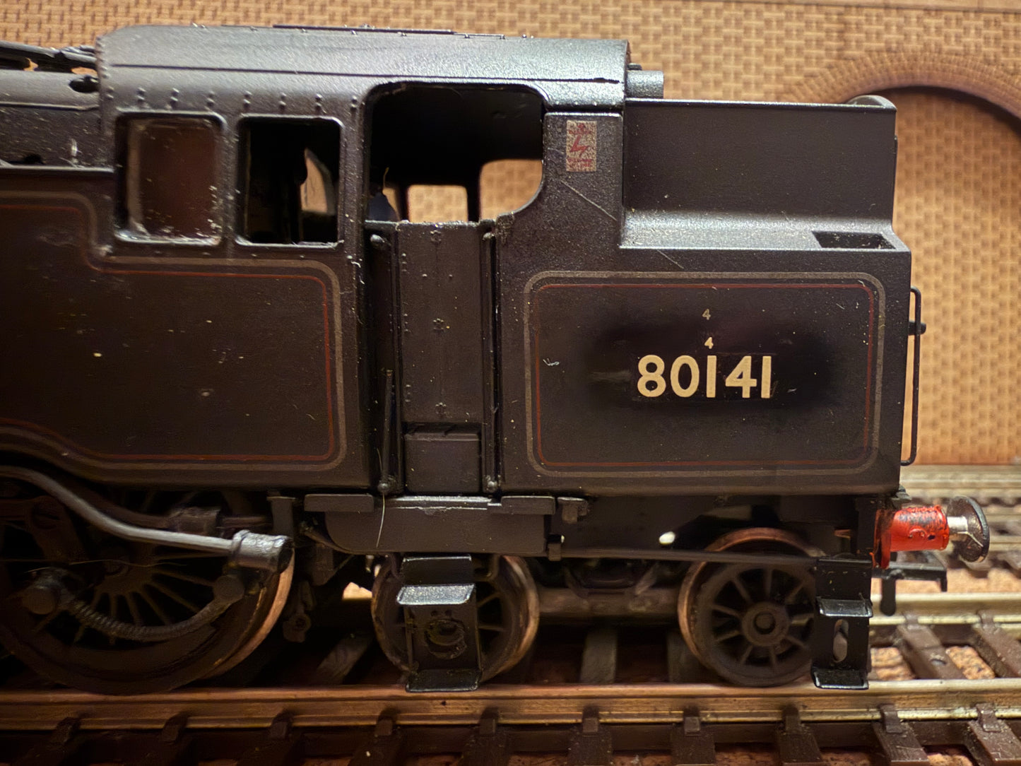 Bachmann 32-358 (OO) British Railways Standard 4MT Tank No.80141 in Weathered BR black. 