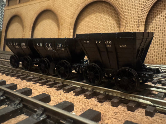 Accurascale ACC2802C (OO) Ex NER ‘Chaldron’ Wagons in Seaton Burn Coal Company Livery. Triple Pack 