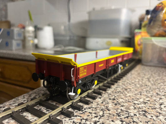 Dapol (O) Ex British Rail, YCV “Turbot” No.DB978396 in EWS Yellow and Maroon.