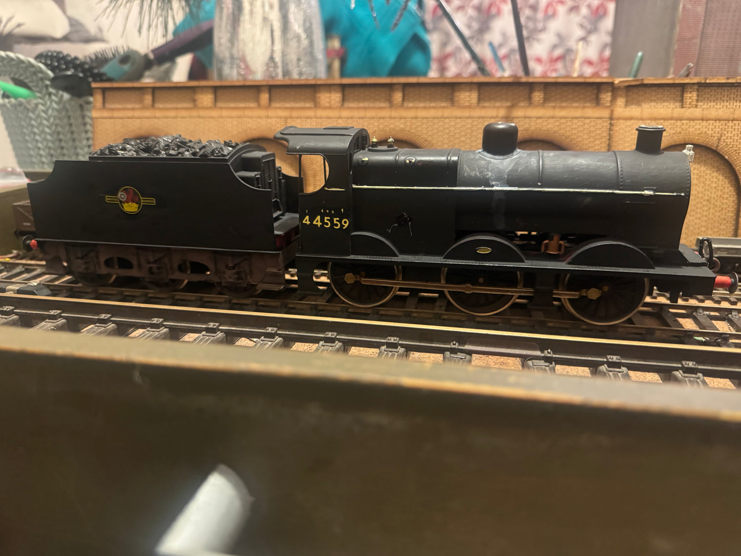 Lima L216534 (O) Ex LMS ‘Fowler’ 4F No.44559 in Unlined and Weathered British Railways black. 