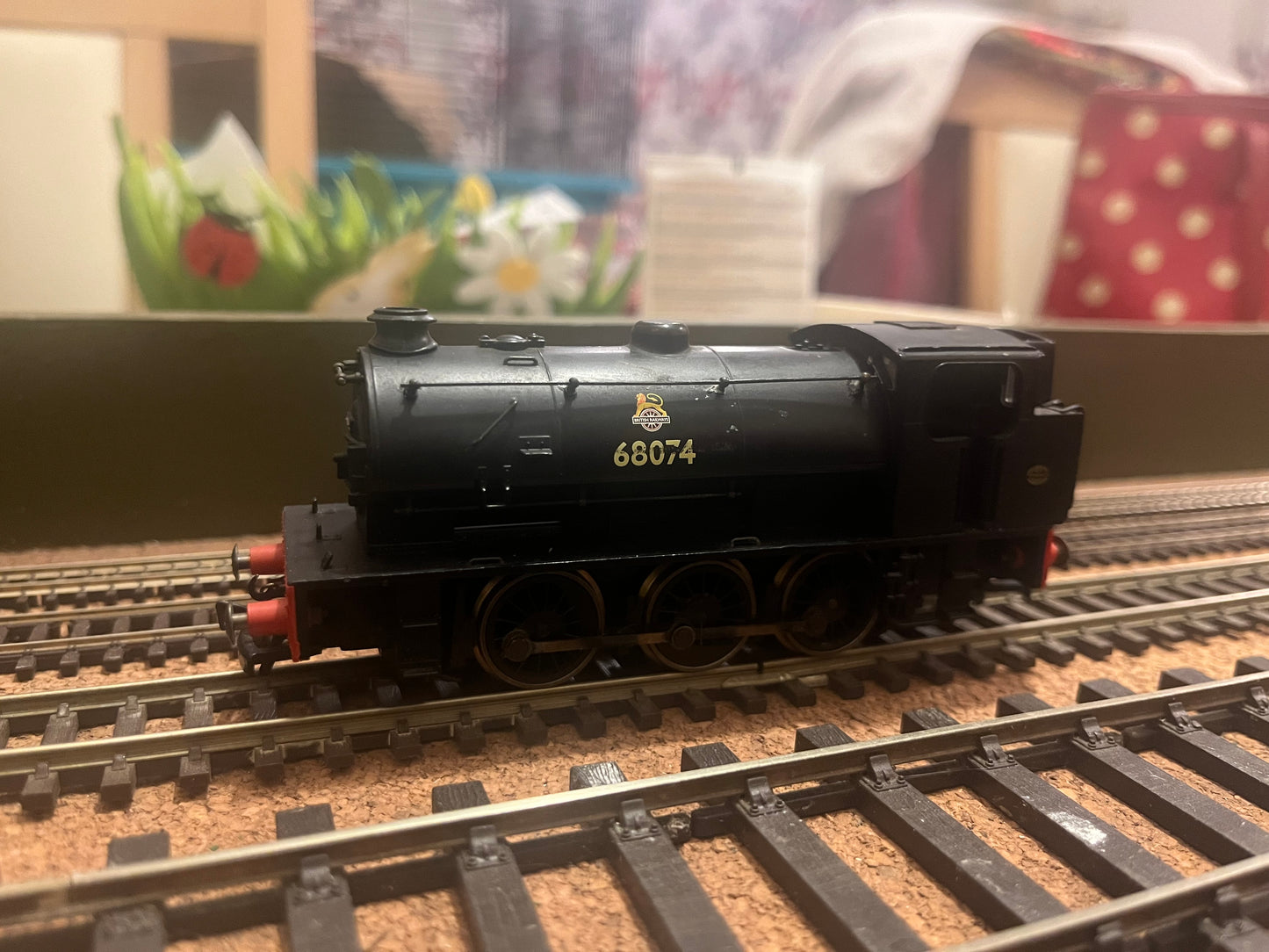 Hornby (OO) Ex LNER J94, No.68074 in British Railways unlined BR Black.
