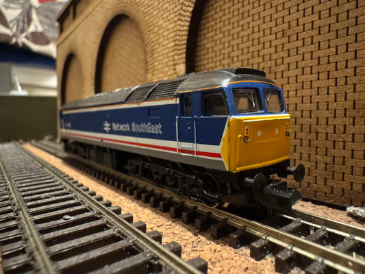 Graham Farish 8024 (N Gauge) British Railways Class 47/4 No.47598 in BR Network South East Livery 