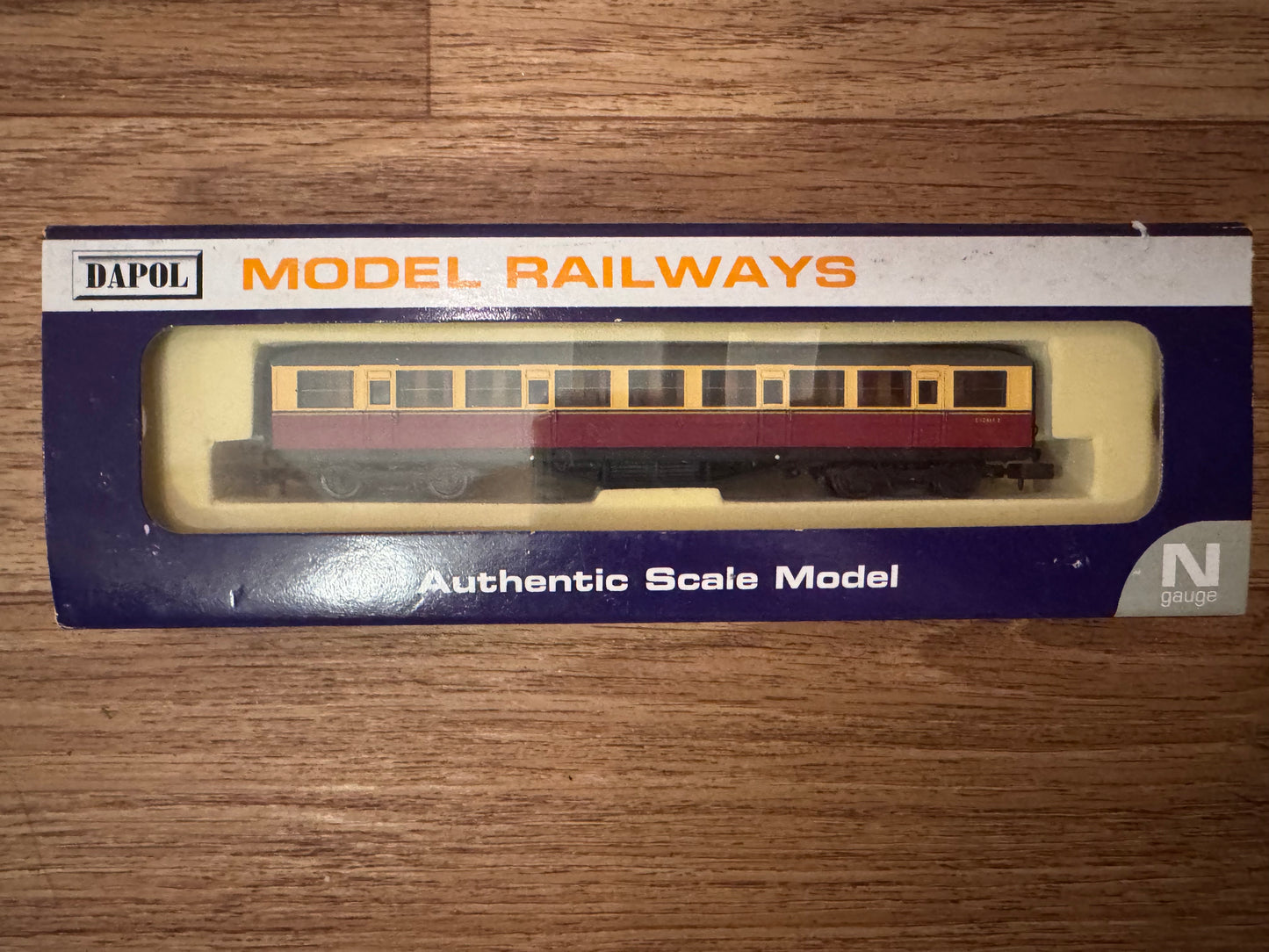 Dapol NC-60D (N Gauge) Ex LNER ‘Gresley’ Corridor Second No.E12614E in British Railways Blood and Custard Livery 