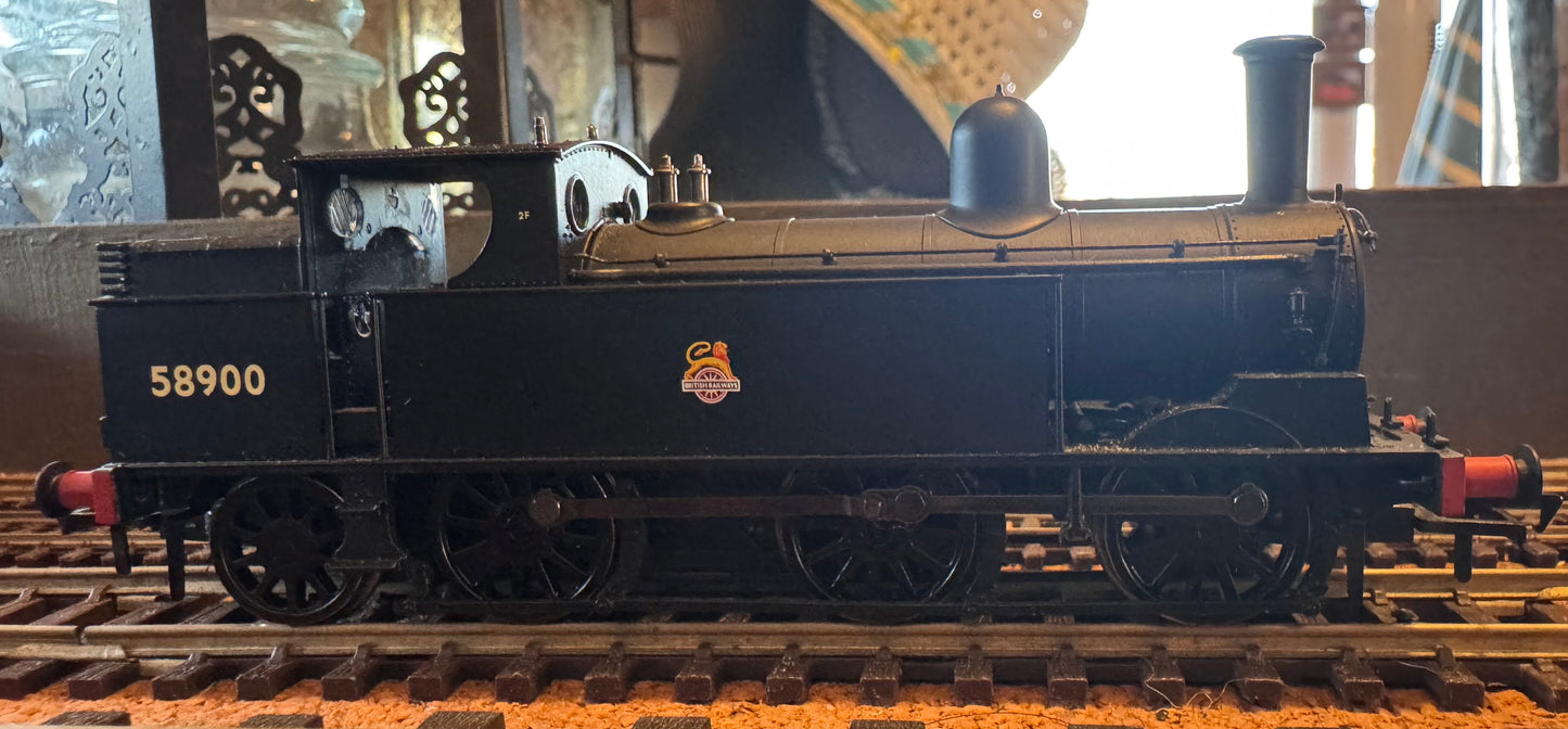 Bachmann 30-180 (OO) Station Pilot Starter Set. DCC Ready 
