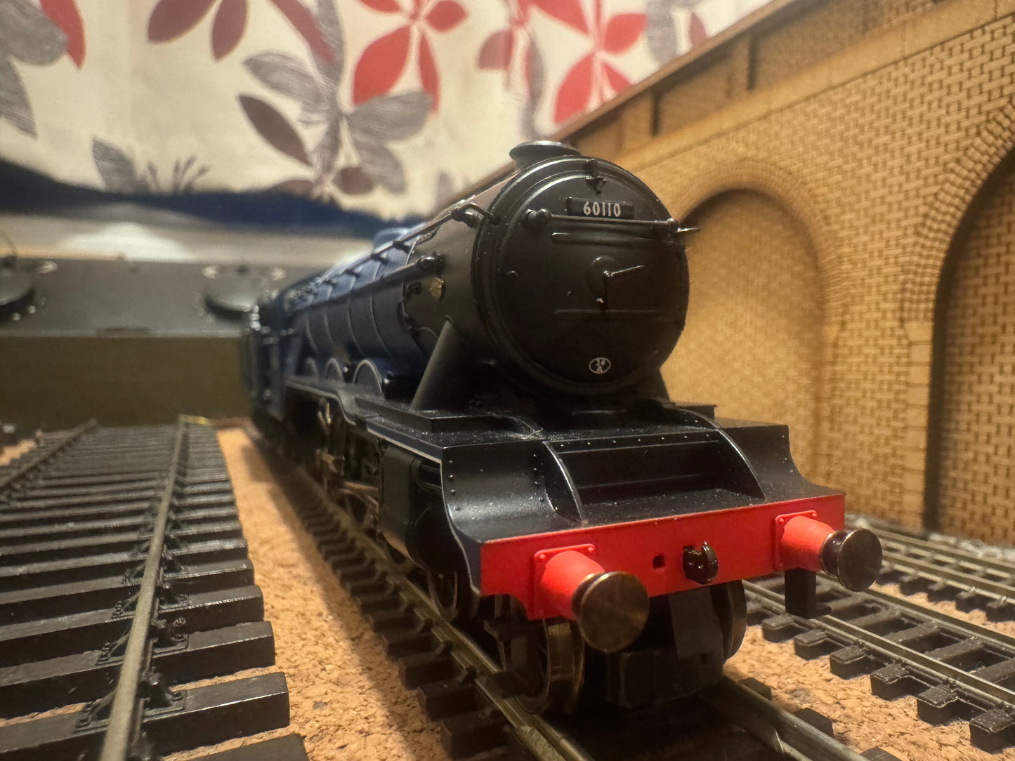Hornby R2201 (OO) Ex LNER A3 No.60110 “Robert The Devil” in British Railways Express Blue. (Shed Code 34A, Kings Cross Depot) 