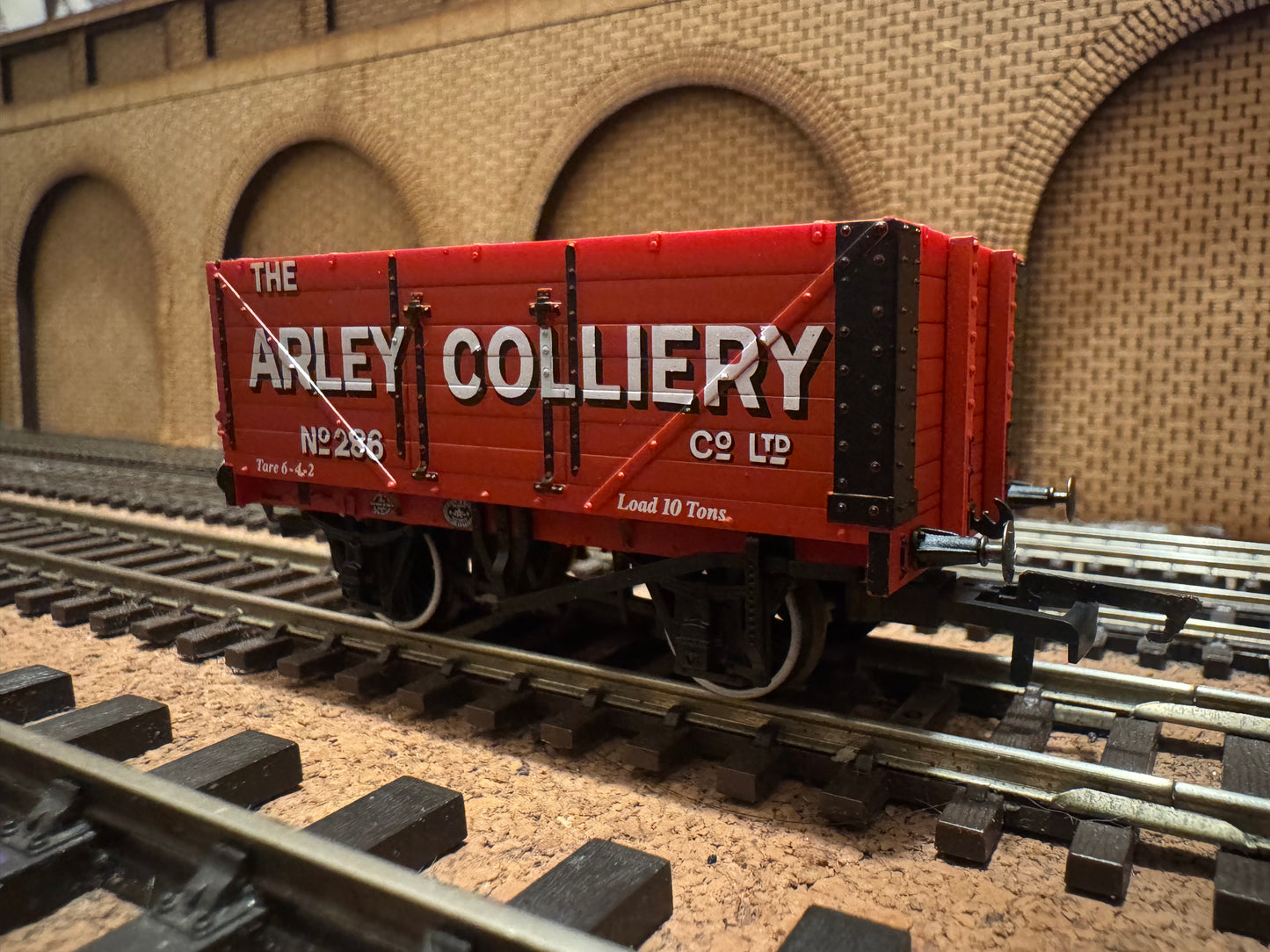 Oxford Rail OR76MW7008 (OO) Arley Collery 12T Severn Plank Open Wagon No.286 