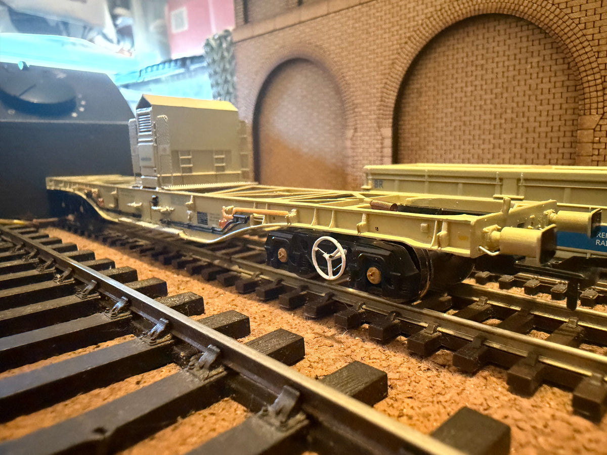 Dapol B859B (OO) Thrall Europa, MRA 57T Bogie Hopper, Full Rake, Pack Of Five in Network Rail Blue and Grey 