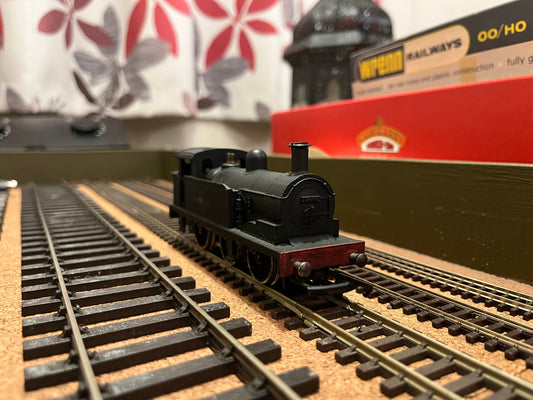 Wrenn (OO) Ex South Eastern Railway, Class R1, No.31337 in heavily weathered British Railways unlined black.