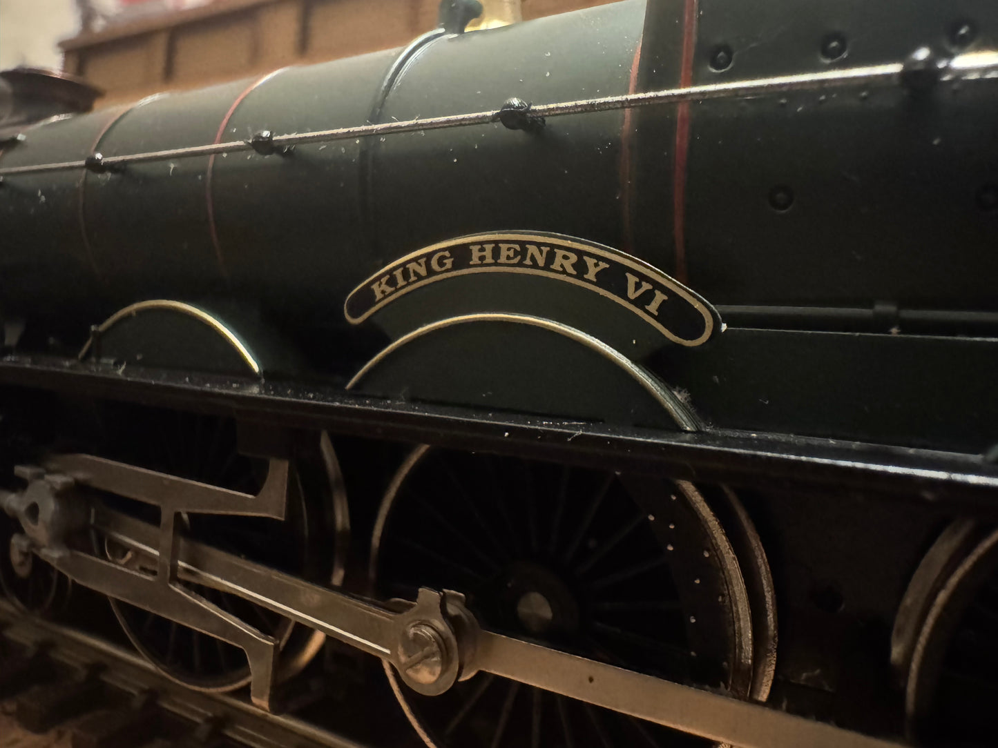 Hornby / Royal Doulton R650 (OO) ‘Regal Power’ Special Edition Collectors Set 