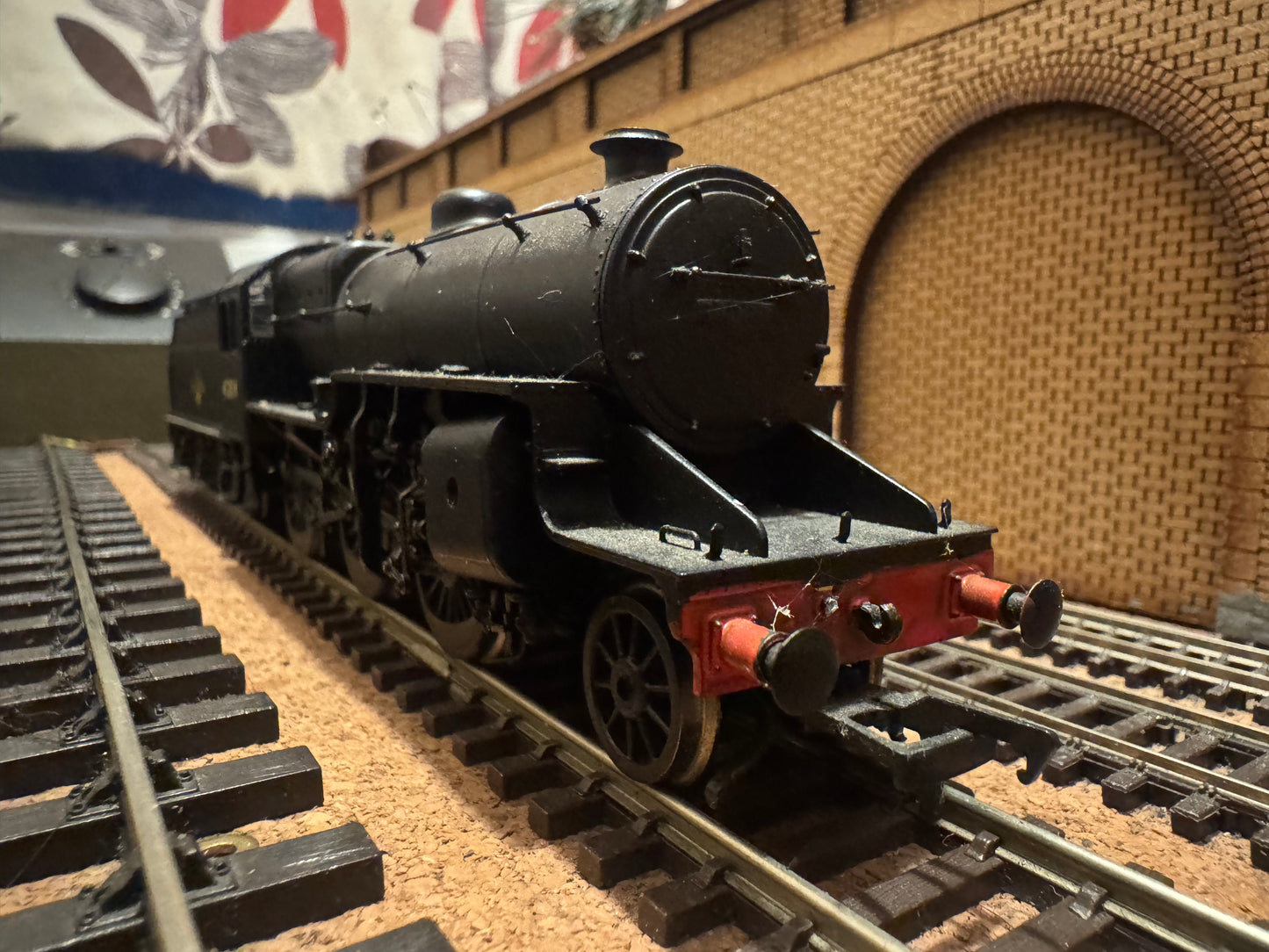 Bachmann 32-175 (OO) Ex LMS ‘Hughes’ 5P 4F ‘Crab’ No.42839 in Unlined British Railways Black. DCC Fitted 
