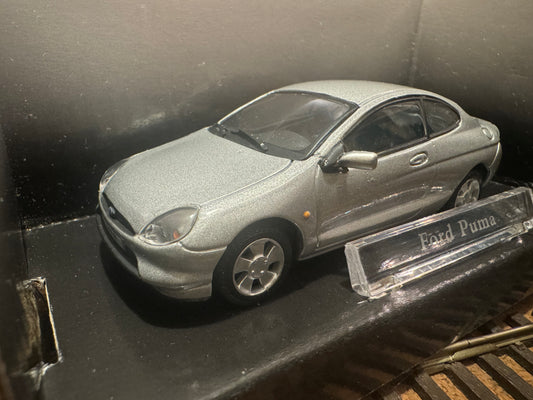 Cararama (O Scale / 1:43) Ford Puma in Silver.