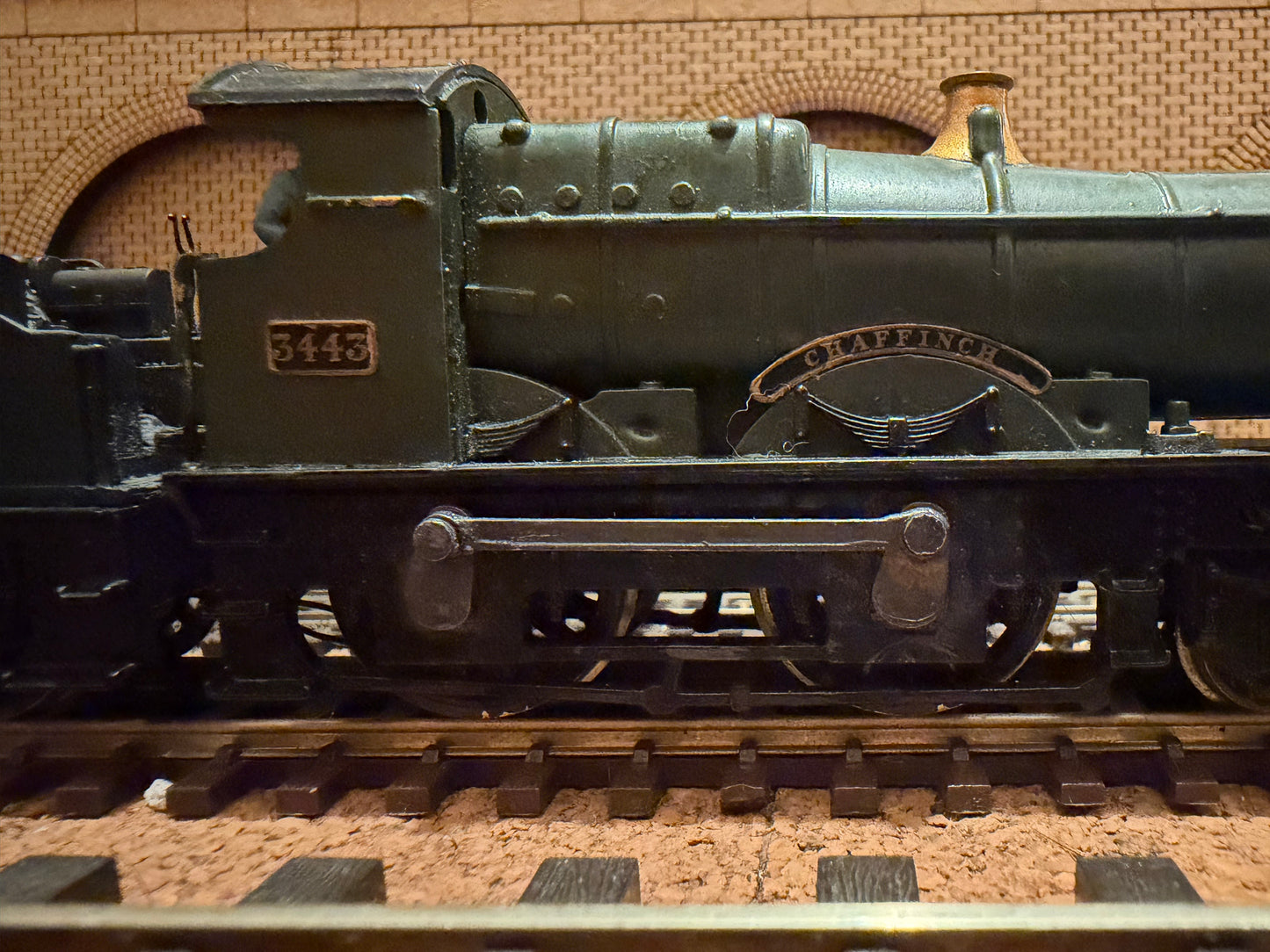 Dapol Kitmaster / Mainline (OO) Great Western Railway 3441 ‘Bird’ Class No.3443 “Chaffinch” in GWR pre 1936 Unlined Green 