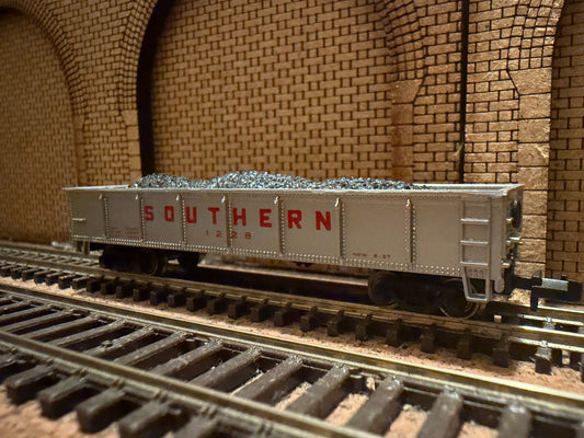Bachmann Silver Series 73654 (N Scale) Southern Railroad, 40ft Gondola Bogie Wagon 1228 with Coal Load 