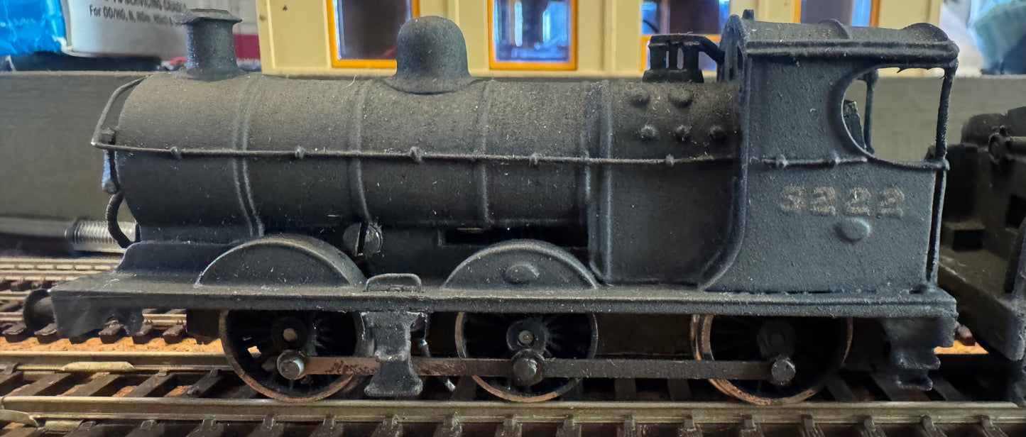 Tri-Ang / BEC Kit (OO) Ex GCR J11/1 ‘Pom Pom’ No.5222 in Weathered London North Eastern Railway Unlined Black