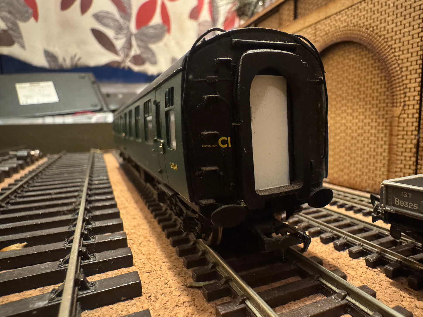 Bachmann 39-053F (OO) British Railways MK1 Second Open No.S3848 in BR Southern Region Green.