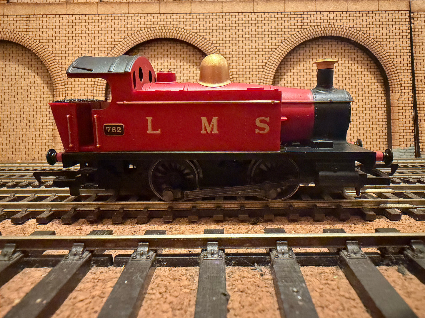 Hornby R1224 (OO) Urban Rambler, starter set. 