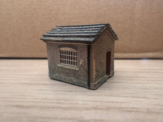 Metcalfe (N Gauge) Weathered Goods Office Building in Red Brick