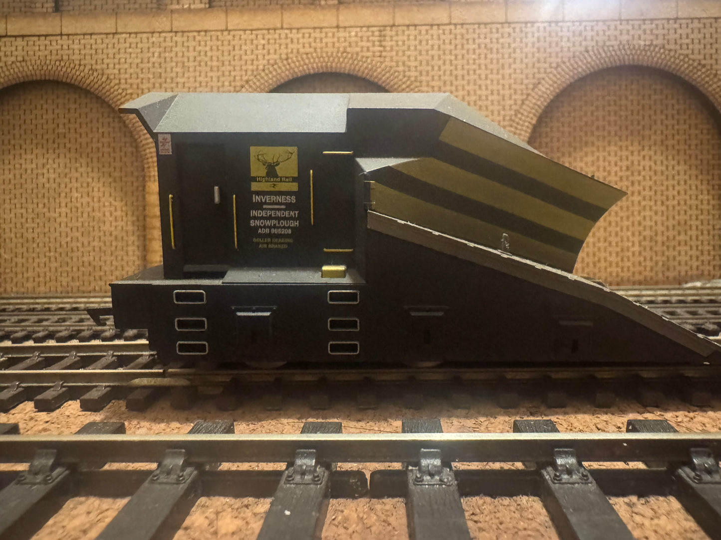Flangway (OO) British Rail, Independent Snowplough No.ADB965206 in lightly weathered
BR Highland Rail Livery 