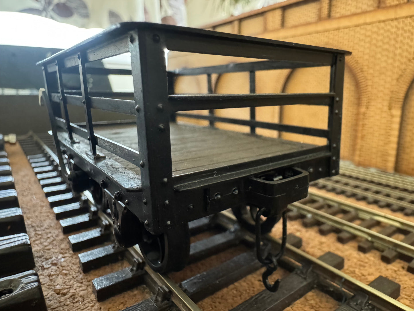 Cooper-Craft (SM32 / 16mm Scale) Festiniog Railways Slate Wagon No.932 in Black 
