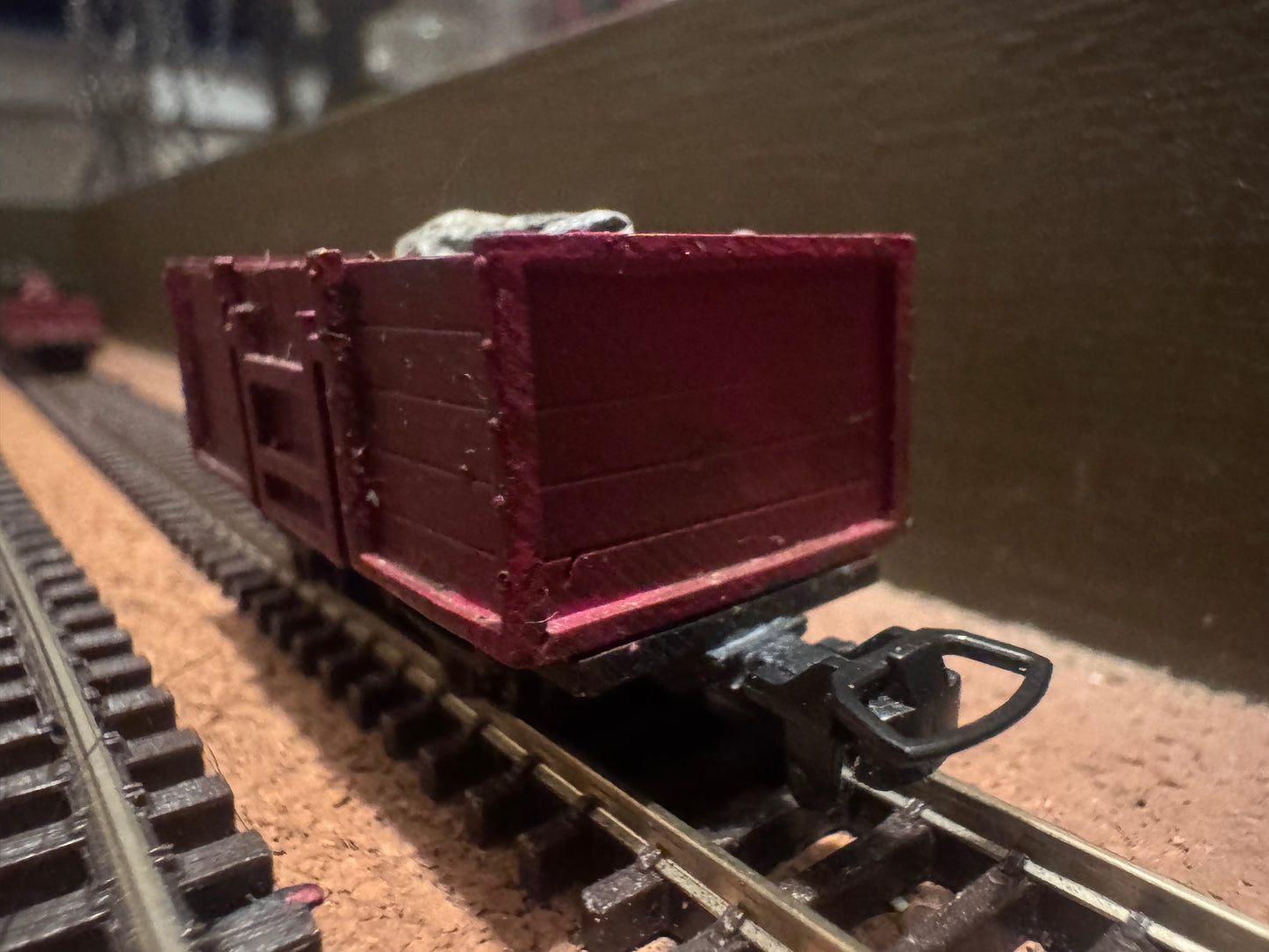 KD Railway (OO9) Five Plank Open Wagon with load of unprocessed slate. 