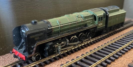 Hornby Minitrix (N Gauge) British Railways 9F, No.92220 “Evening Star” in BR Lined Green