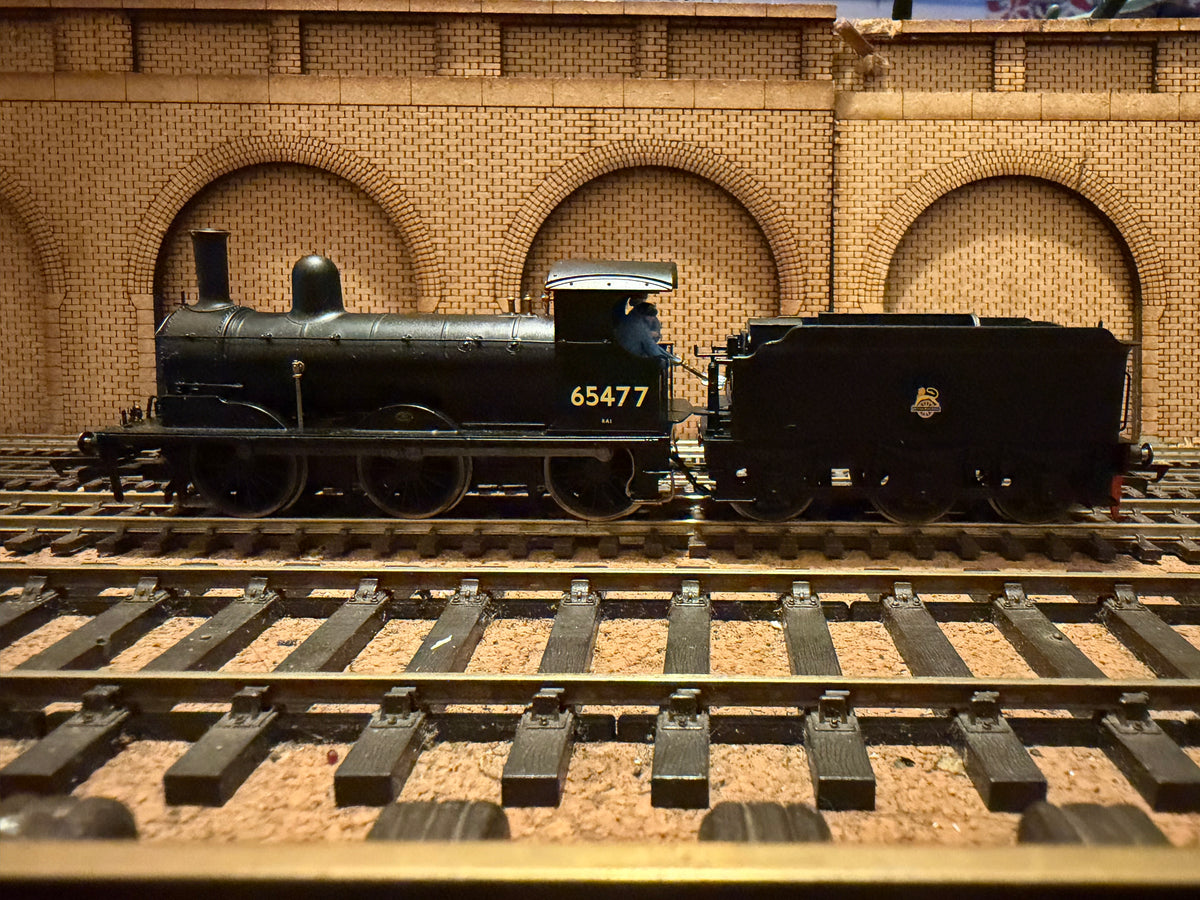 Hornby R3415 (OO) Ex GER / LNER J15 No.65477 in British Railways Unlined Black. (Shed Code 31A, Cambridge Depot) DCC Ready. 