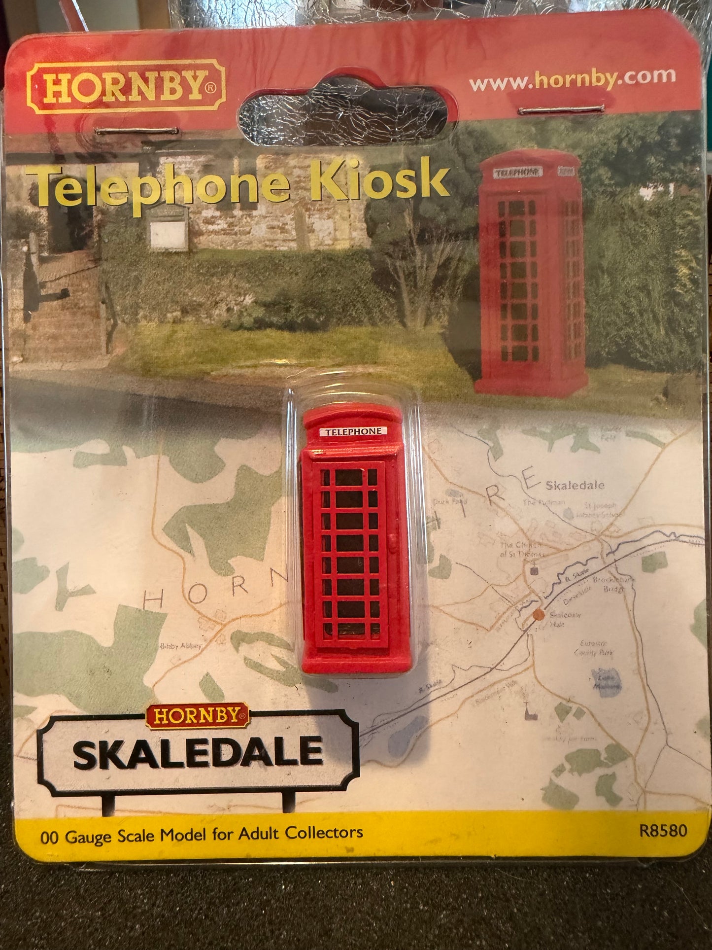 Hornby Skaledale R8580 (OO / 1:76) British Telecom K6 Telephone Box 