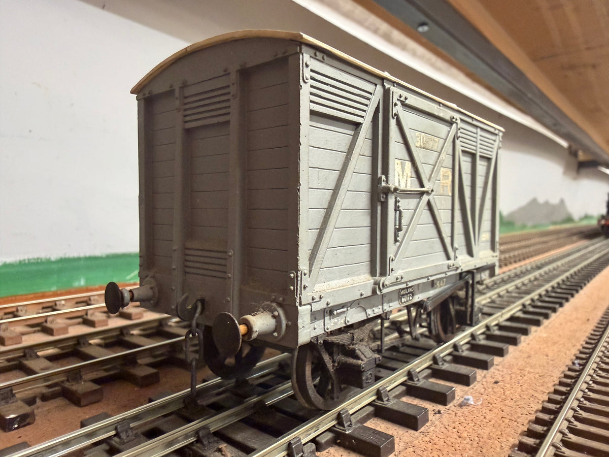 Slaters (O Gauge) Midland Railway 8T Van No.30177 in MR Grey 