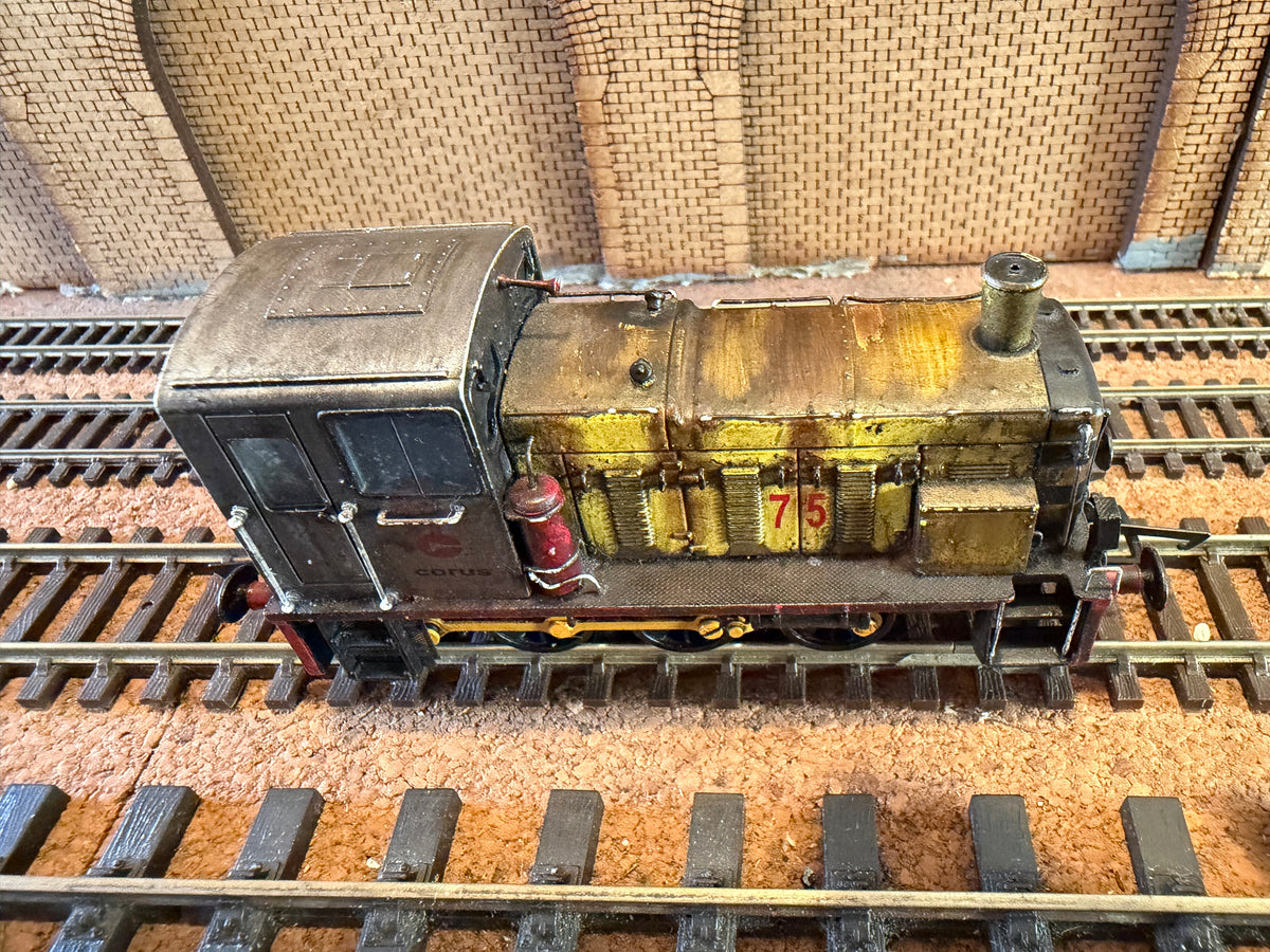 Bachmann 31-362B (OO) Ex British Railways 03 Diesel Mechanical Shunter No.75 in extremely heavily weathered Corus livery. DCC Ready 
