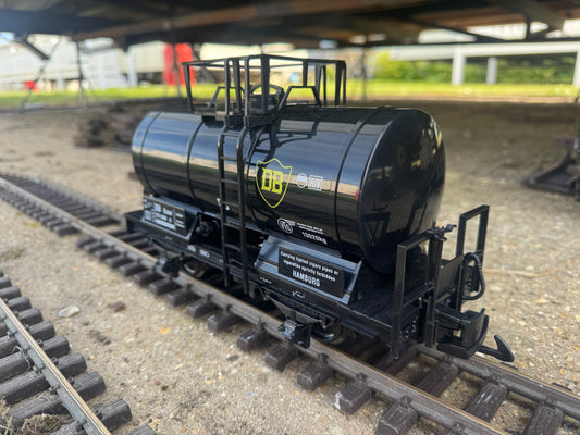 Train 757-5806 (G Scale) Narrow Gauge Fuel Tanker Wagon No.757-5806 in Fictional DB Black