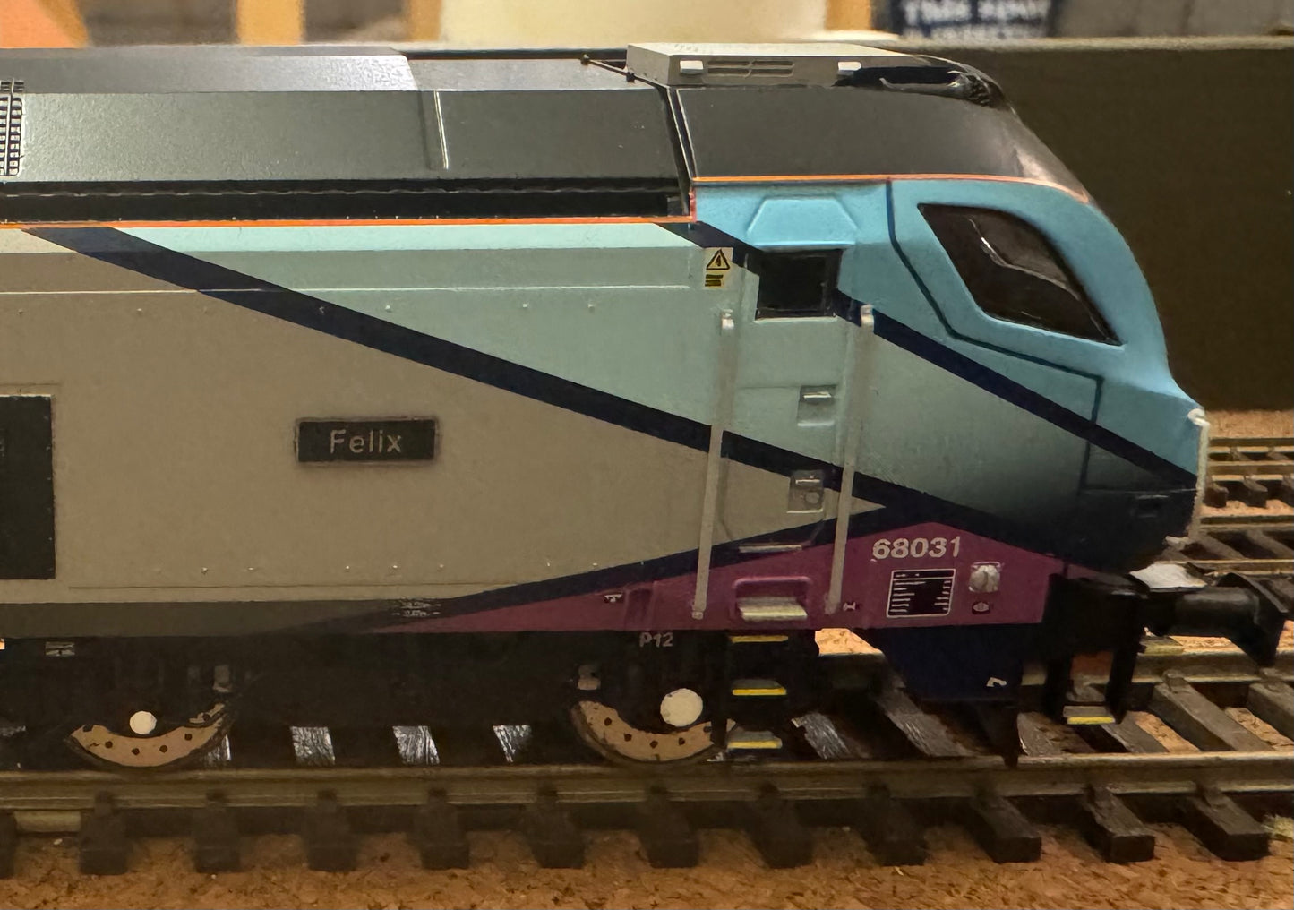 Dapol (OO) Stadler / DRS, Class 68, No.68031 “Felix” in First Transpennine Express livery. DCC Ready