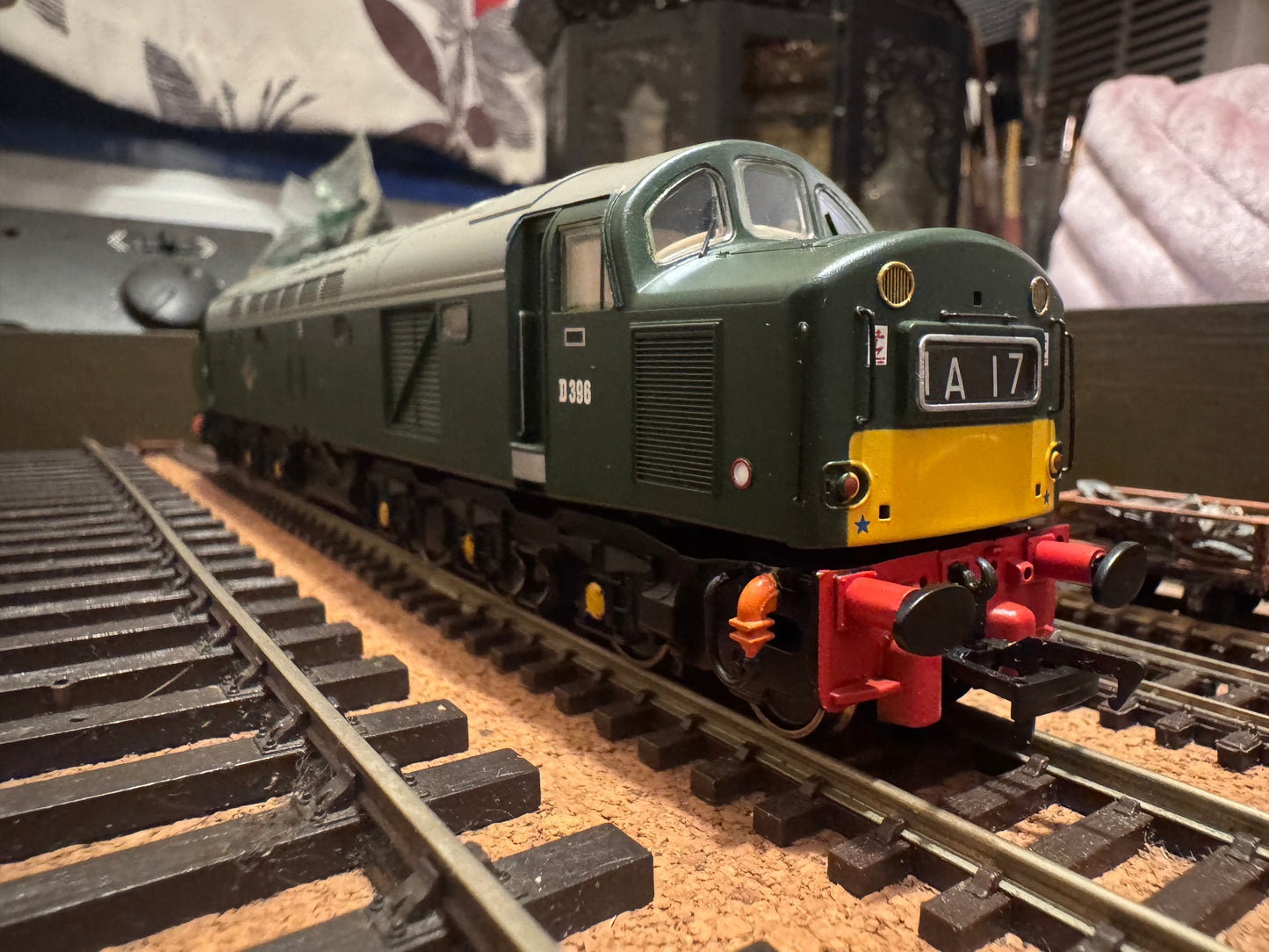 Bachmann 30-090 (OO) Bachmann of Europe 15th Anniversary Limited Edition. Tees-Tyne Pullman Double Set. No.62 of 1000. DCC Ready