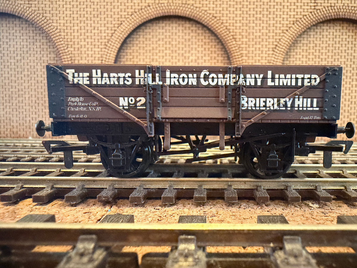 Airfix 54377-4 (OO) Harts Hill Iron Company Limited, Five Plank Wagon No.2