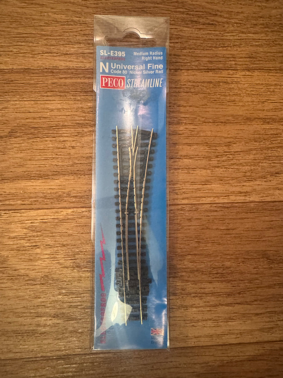 Peco N Scale Code 80 Insulfrog 6 Wye – Yaxa