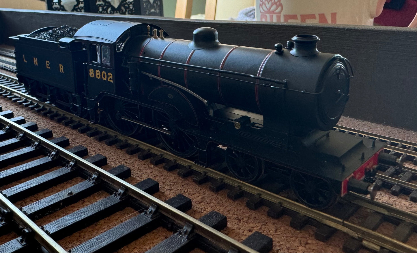 Hornby (OO) Ex GER, D16/3 “Super Claude” No.8802 in London North Eastern Railway, Lined Black. DCC Ready.